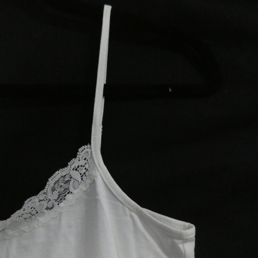 ANN TAYLOR LOFT White Lace Trim Cami Tank Top - Size Medium - Picture 6 of 16